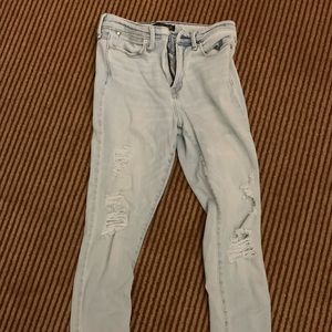 light wash jeans
